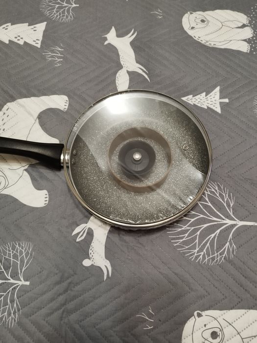 Продам сковороду Arg