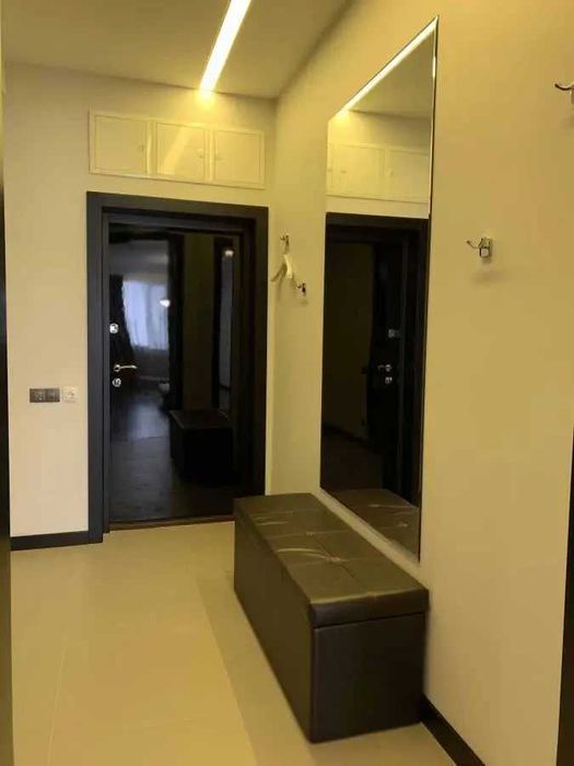 Дава се под наем Двустаен апартамент в София, Зона Б-18 - 68 кв.м за 484.5 € - Снимка #3