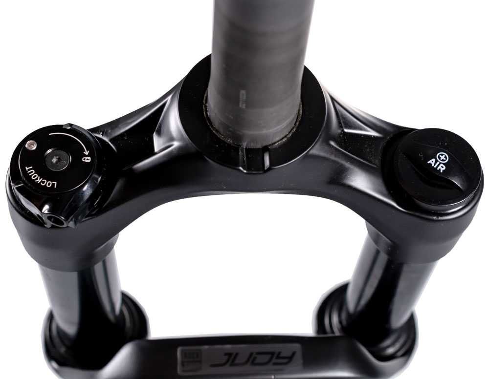 НОВИ Вилка 26 Въздушна RockShox Judy Silver TK 100mm Solo Air колело