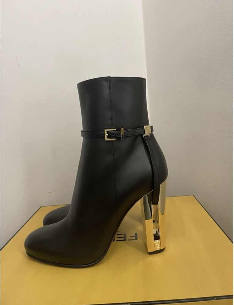 Оригинални боти FENDI