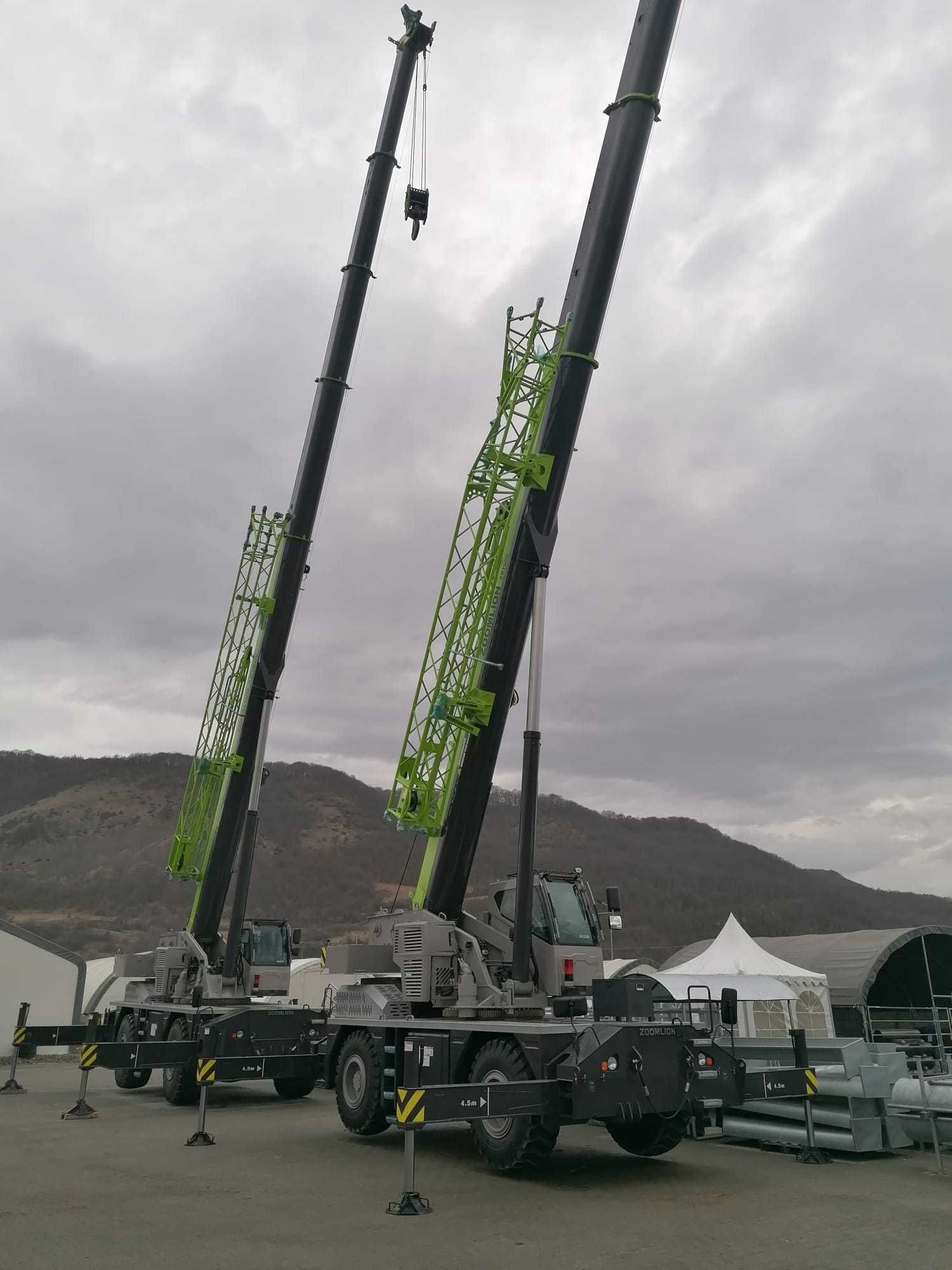 Macara mobila pentru teren accidentat Zoomlion ZRT400