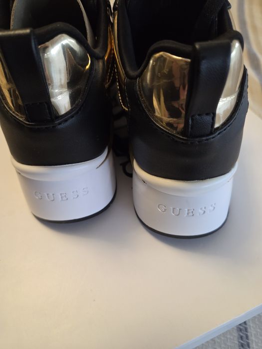 Adidasi Guess nr 36 original