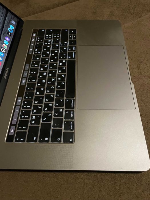 15" 8-core MacBook Pro А1990 Touch/Mid-2019/-i9/16GB RAM/512GB SSD