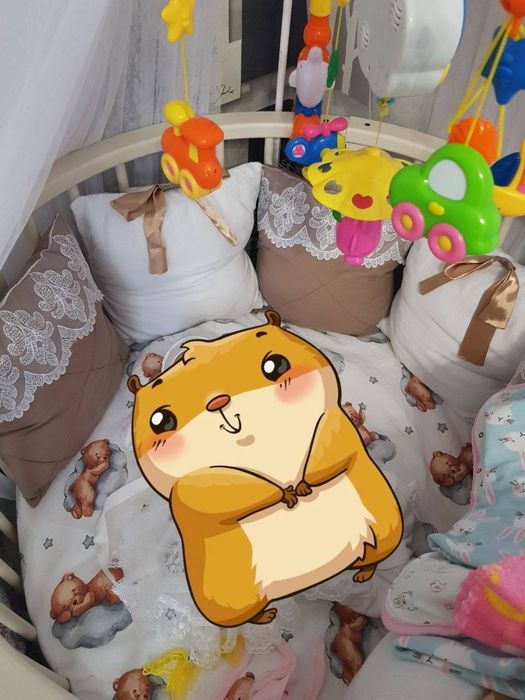 Набор из подушек ( 12 шт) + одеяло+ балдахин на кровать 
100,000