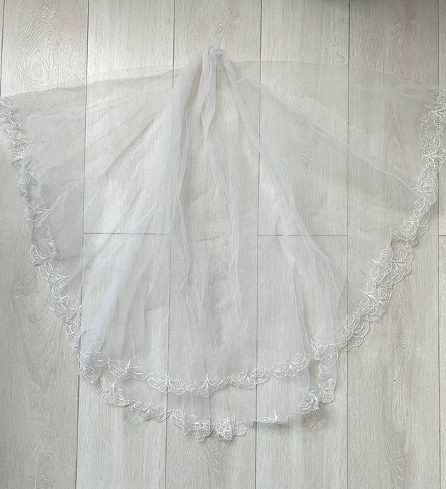 Rochie de mireasa Ella/ Le Papillon by Modeca, 36/S + 2 buc voal