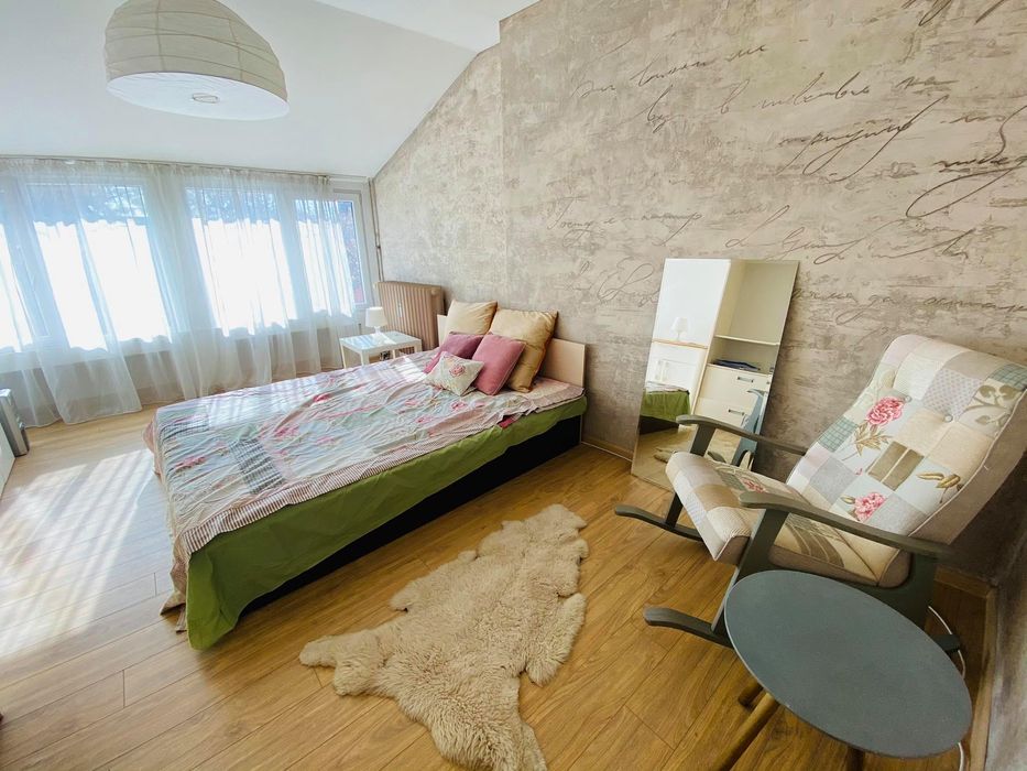 Дава се под наем Тристаен апартамент в София, Оборище - 60 кв.м за 747.66 € - Снимка #2