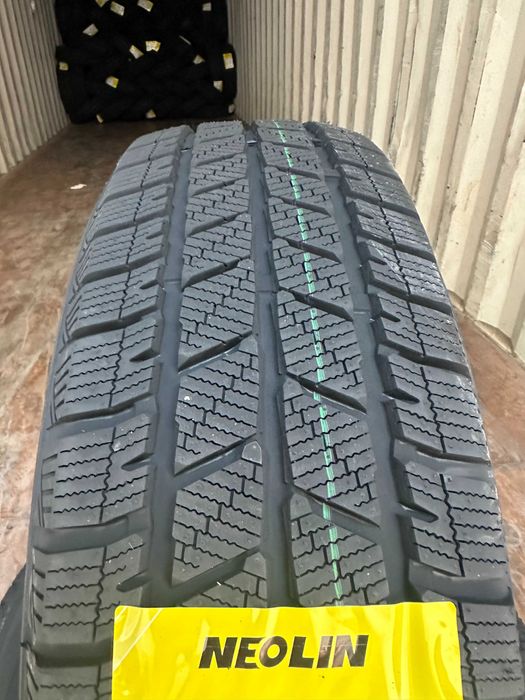 Нови зимни бусови гуми NEOLIN NEOWINTER 205/75R16C 110/108R НОВ DOT