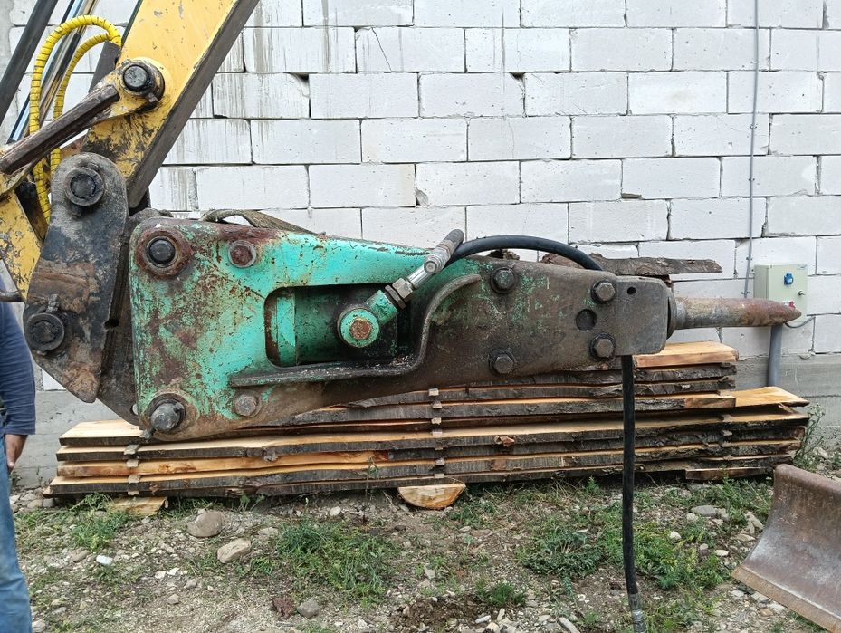 Picon pentru miniexcavator sau buldoexcavator
