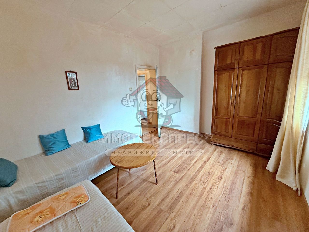 Дава се под наем Етаж от къща в Асеновград - 90 кв.м за 204 € - Снимка #4