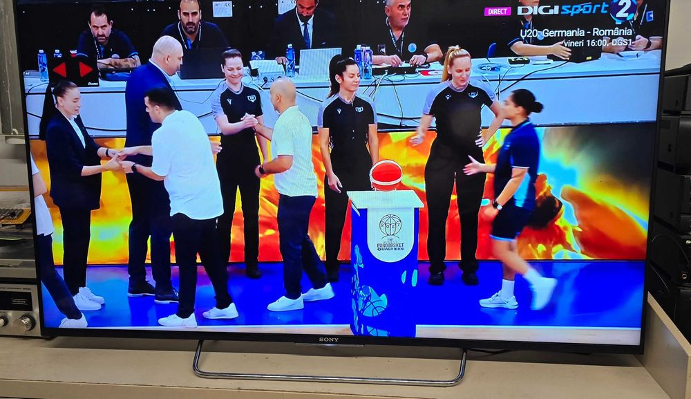 Tv led smart Sony  140cm