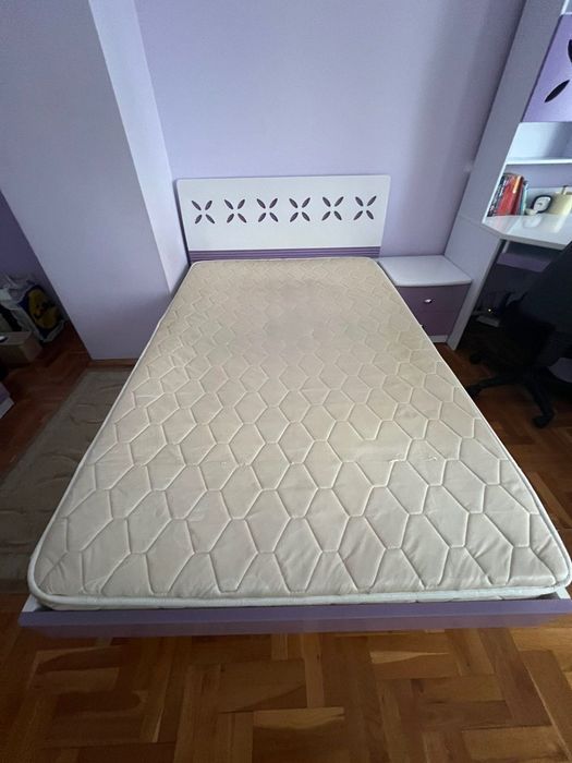Детска стая запазена