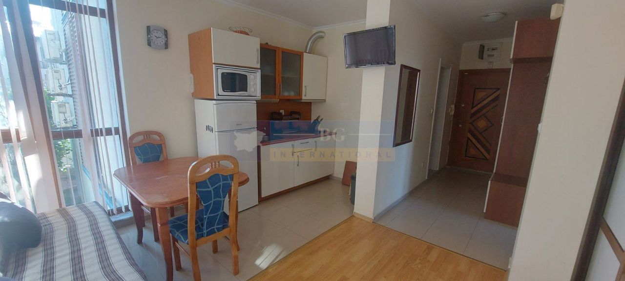 Продава се Тристаен апартамент в к.к. Слънчев бряг - 70 кв.м за 1072 €/кв.м - Снимка #7