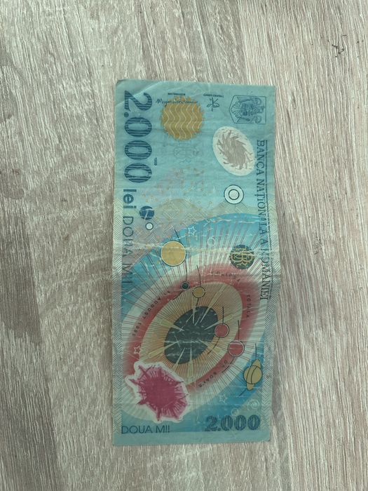 Vand bancnota 2.000lei