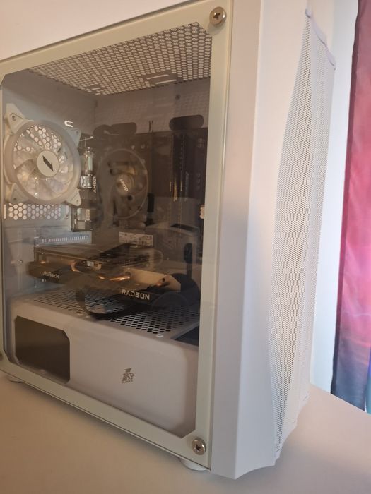 Vând Pc light gaming