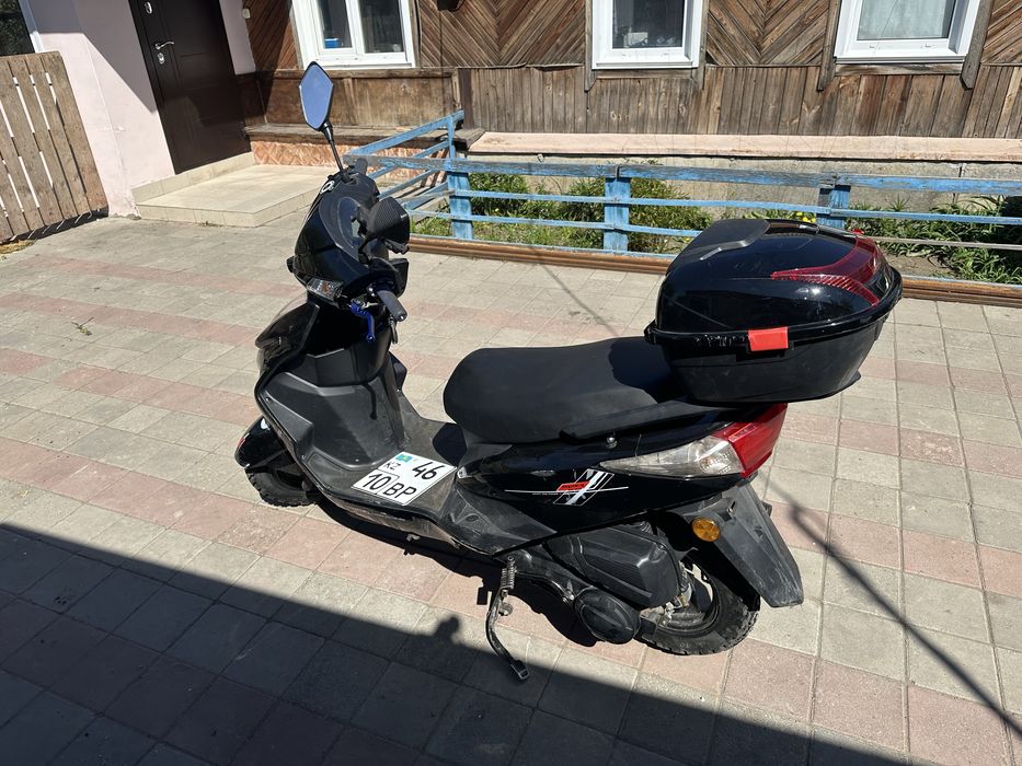 Продам мопед 2023 года