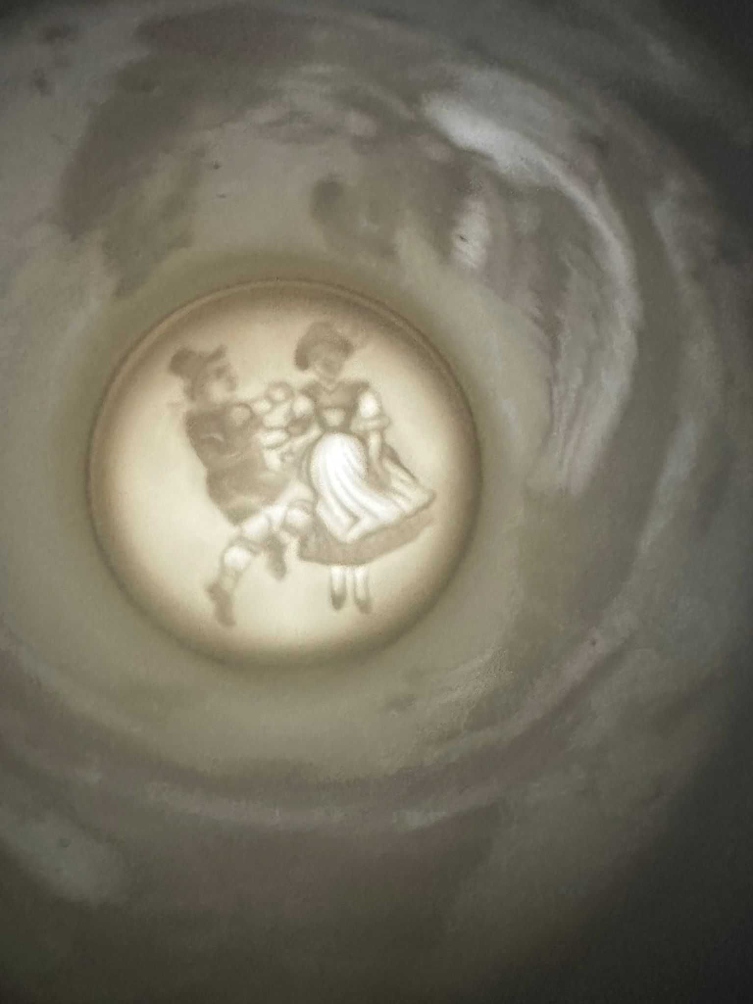 Halbă de bere cu hologramă