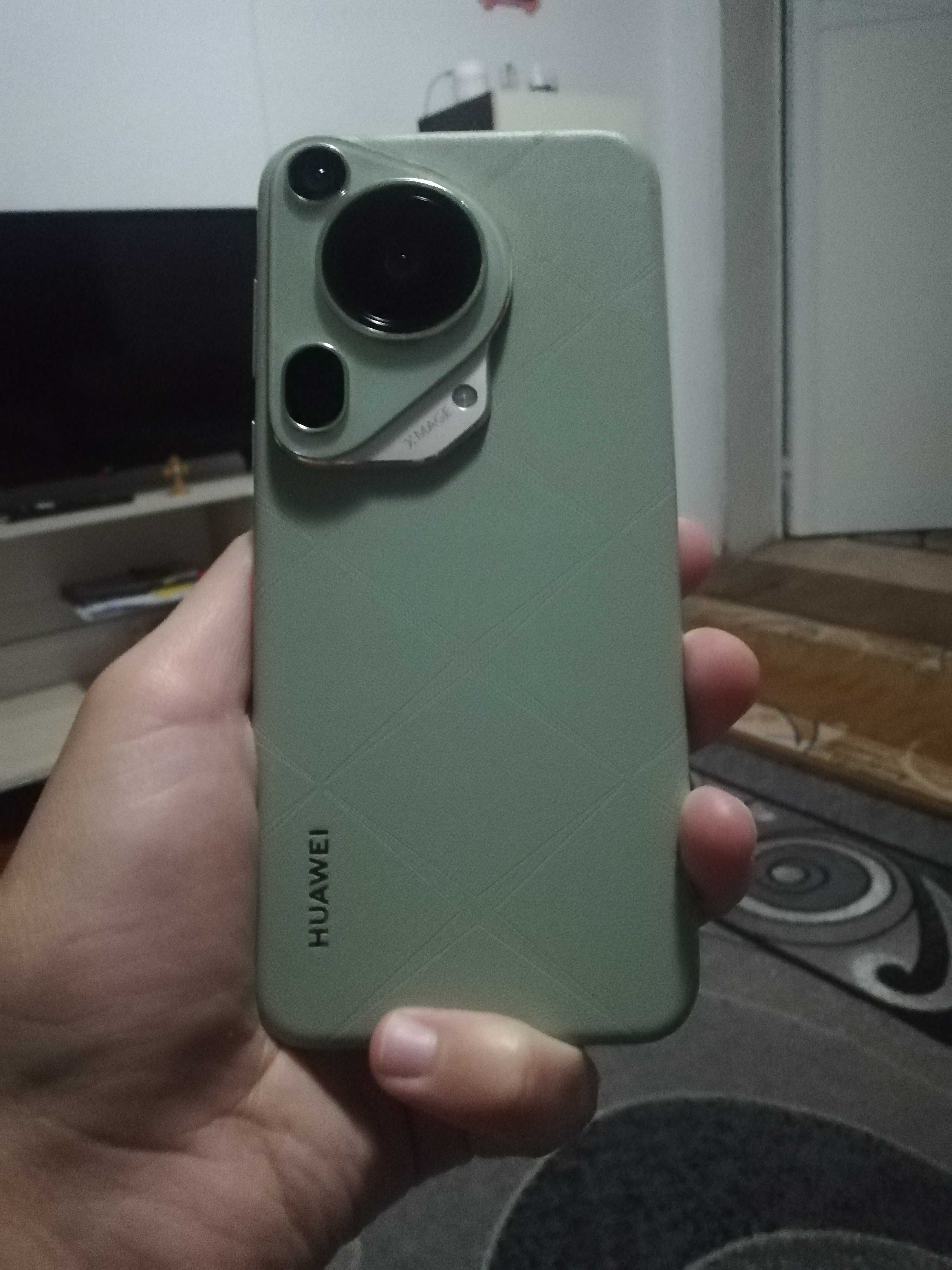Huawei Pura 70 Ultra 512 GB ROM 16 GB RAM