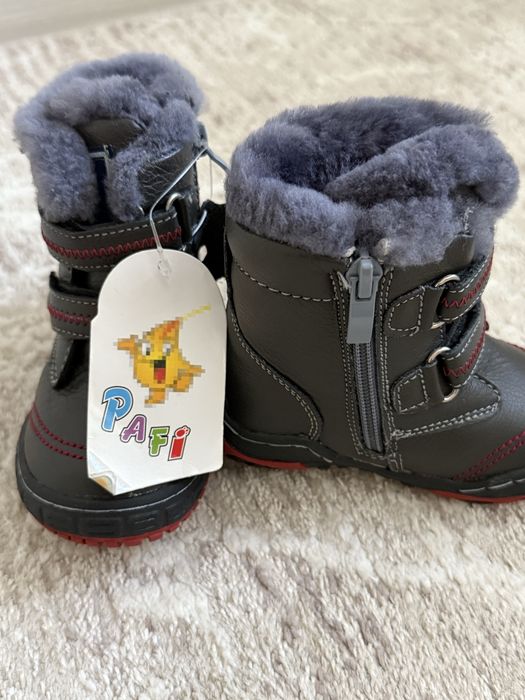 Зимние теплые сапожки новые