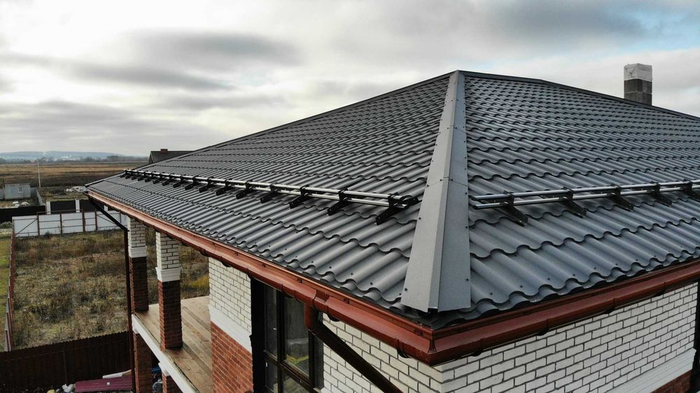 Металлочерепица, композитная черепица и профлист — поставка и монтаж