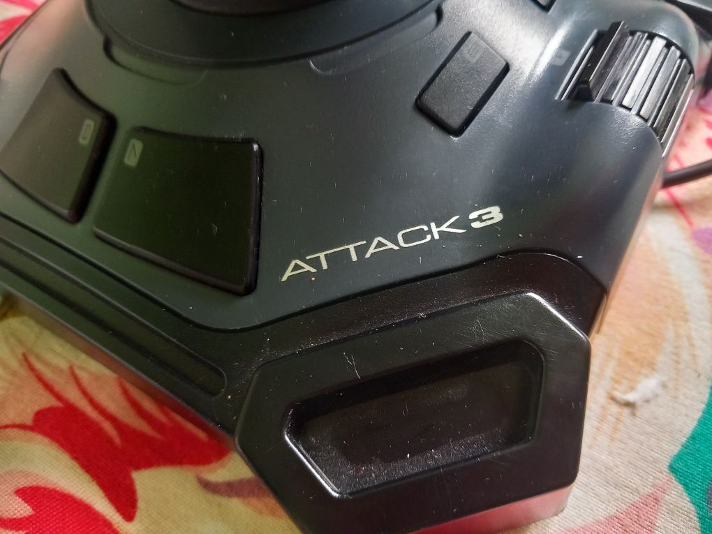 Vând Logitech Attack 3  ATK3 Joystick USB Controller PC VIDEO GAME