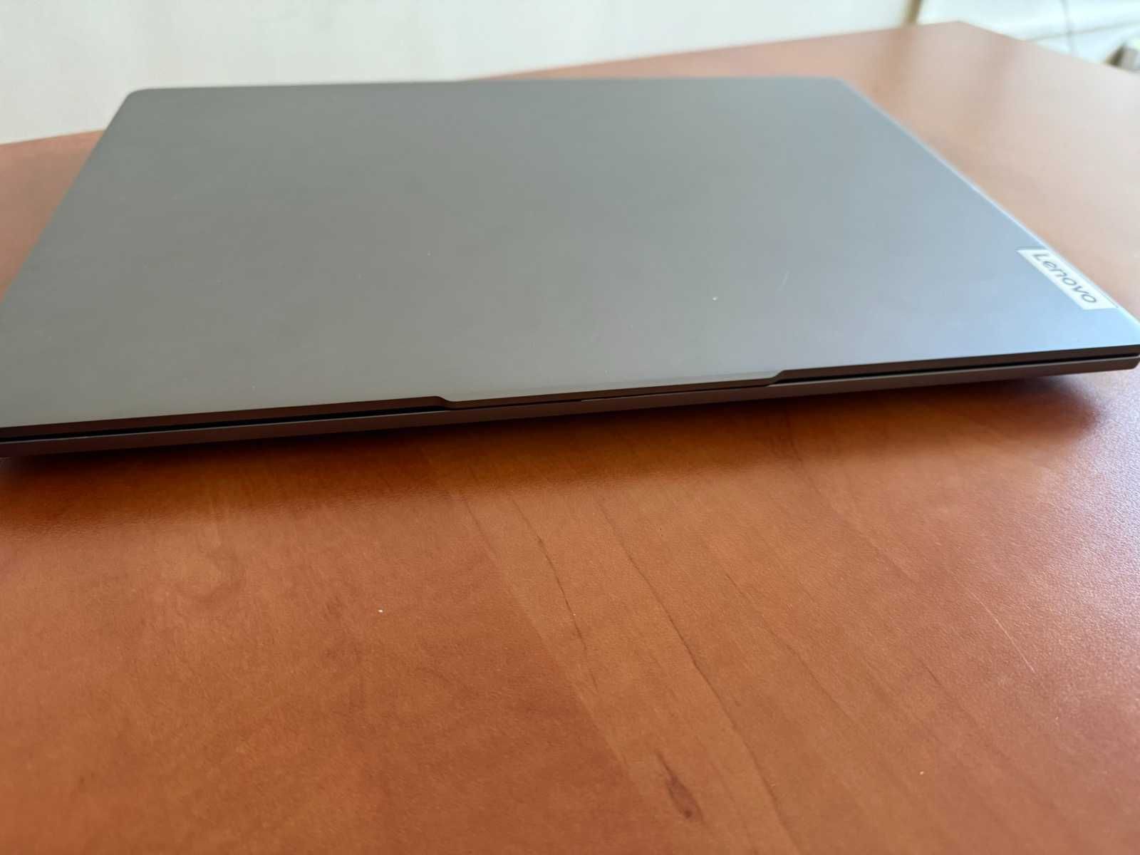 Lenovo IdeaPad Pro 5 16 Gen 9 – Intel Core Ultra 7, 32GB RAM, 1TB SSD