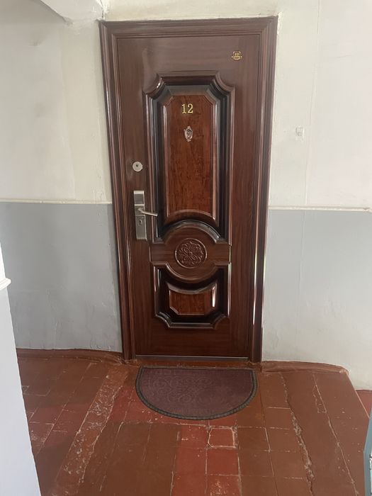 Sergeli 5 uy sotiladi