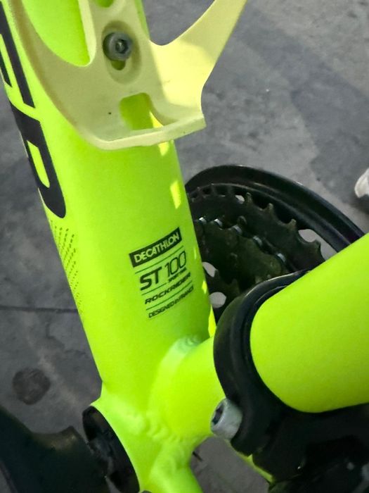 Vând bicicleta rockrider ST100
