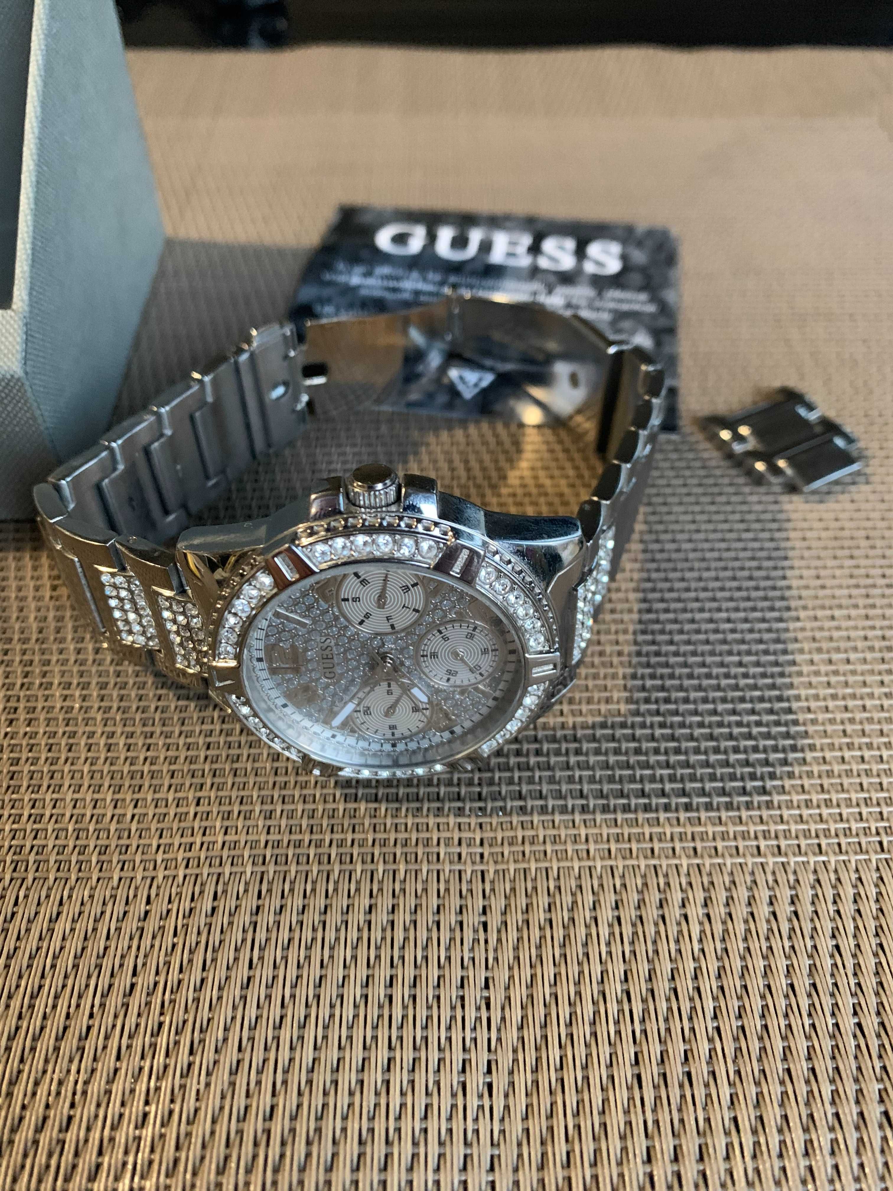 Оригинален Дамски ЧАСОВНИК GUESS