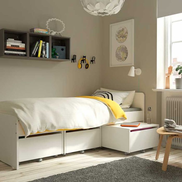 Set Pat Ikea SLÄKT + 3 cutii depozitare + saltea VALEVÅG 90x200 cm