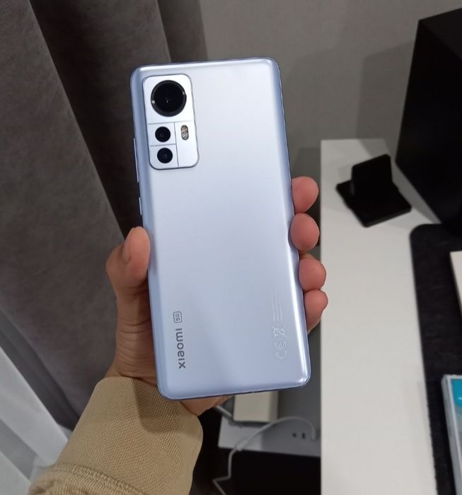 Xiaomi 12 обмeн либо продажа