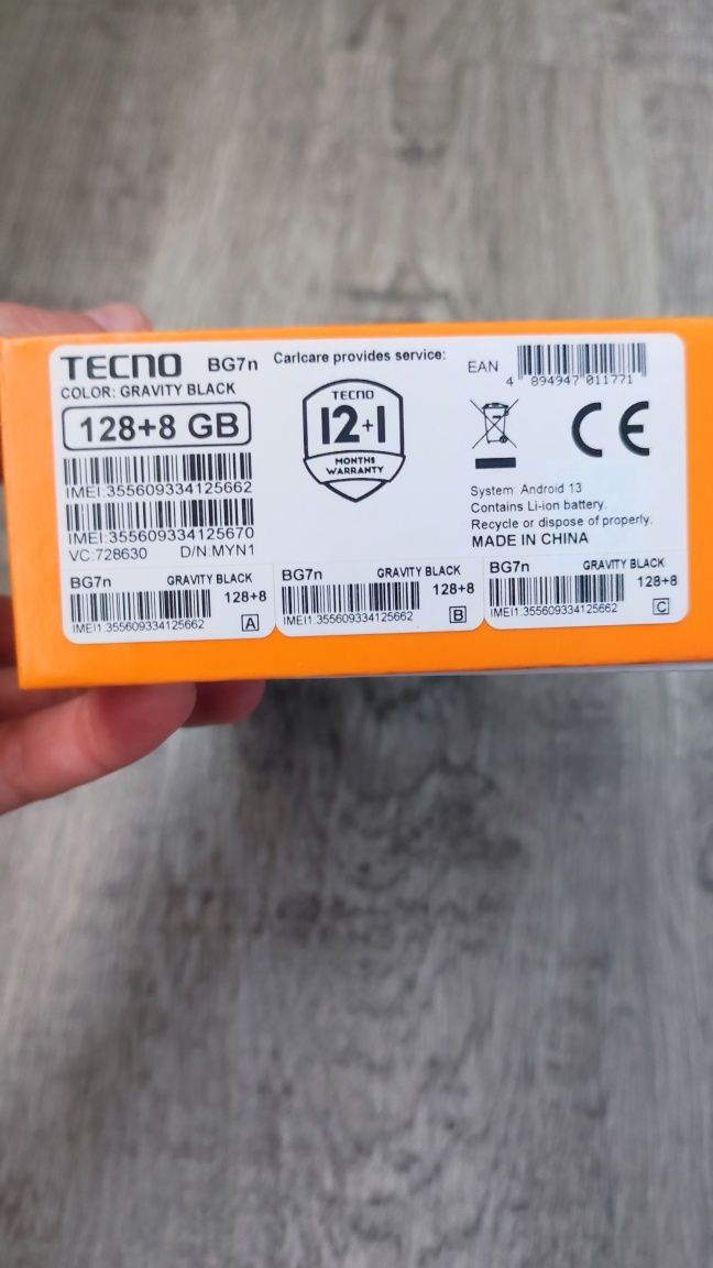 Продам смартфон Tecno spark 20c