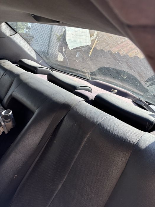 Mercedes-benz e220 на части