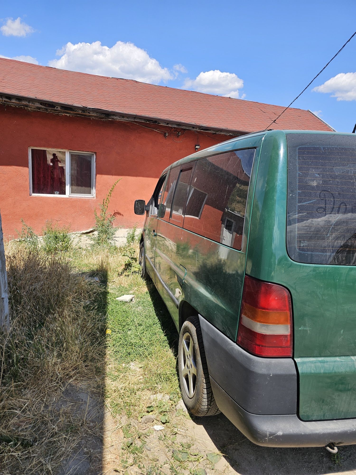 Продавам бусче вито