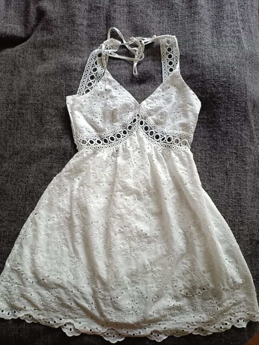 Rochie alba noua