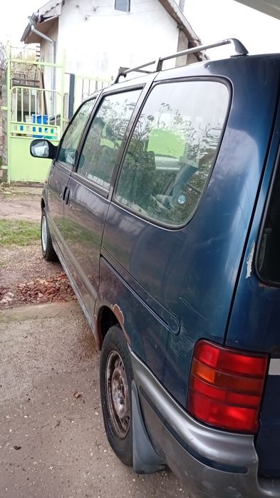 Нисан  серена с23