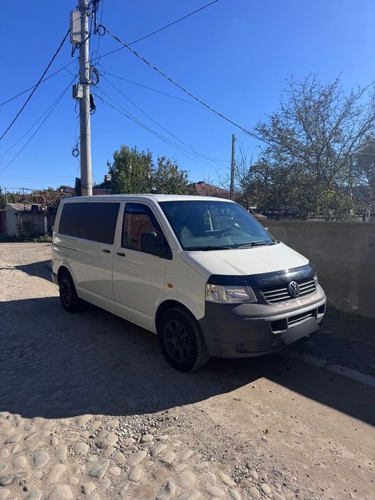 Volkswagen Transporter Vând Wv Transporter t5 an 2006, proprietar in acte.