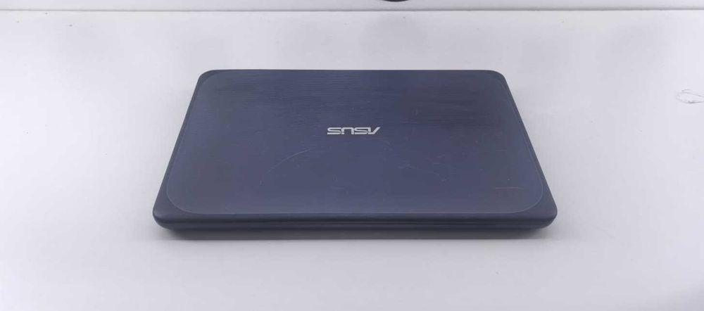 Laptop ASUS bun de office, diagnoza auto, scoala, etc.