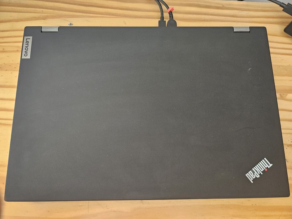 Lenovo Thinkpad P15 Gen 2i