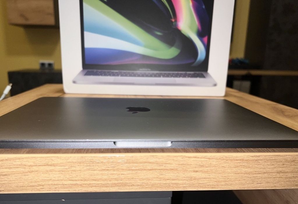 Apple MacBook PRO 2018 13,3"