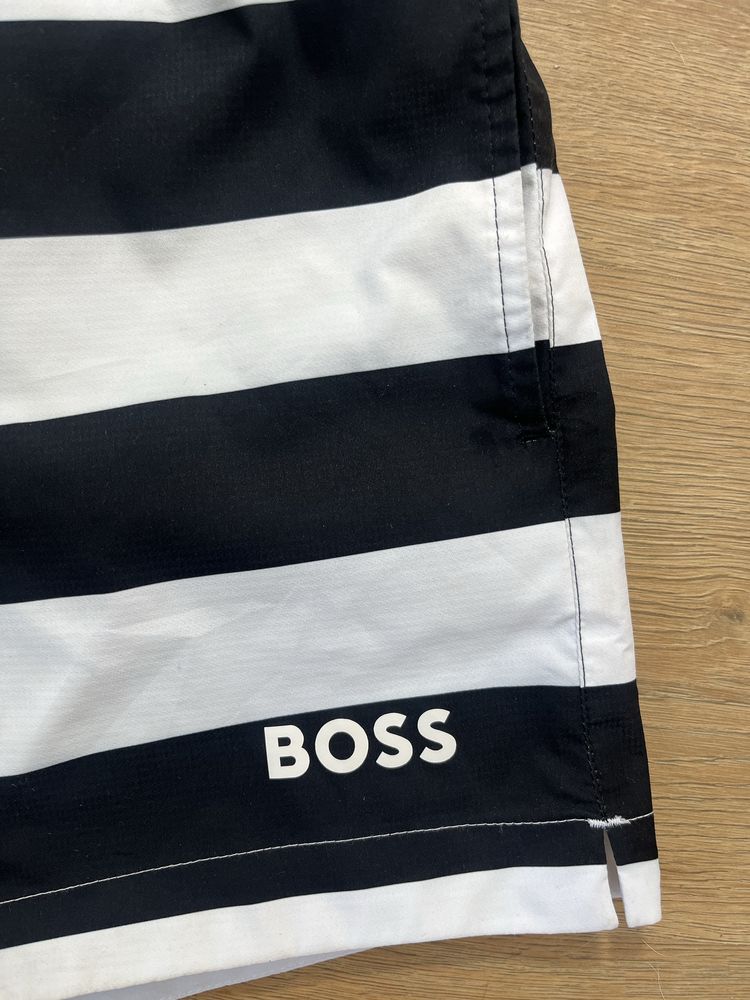 Lyle&Scott,Hugo Boss плажни шорти рамер S-M