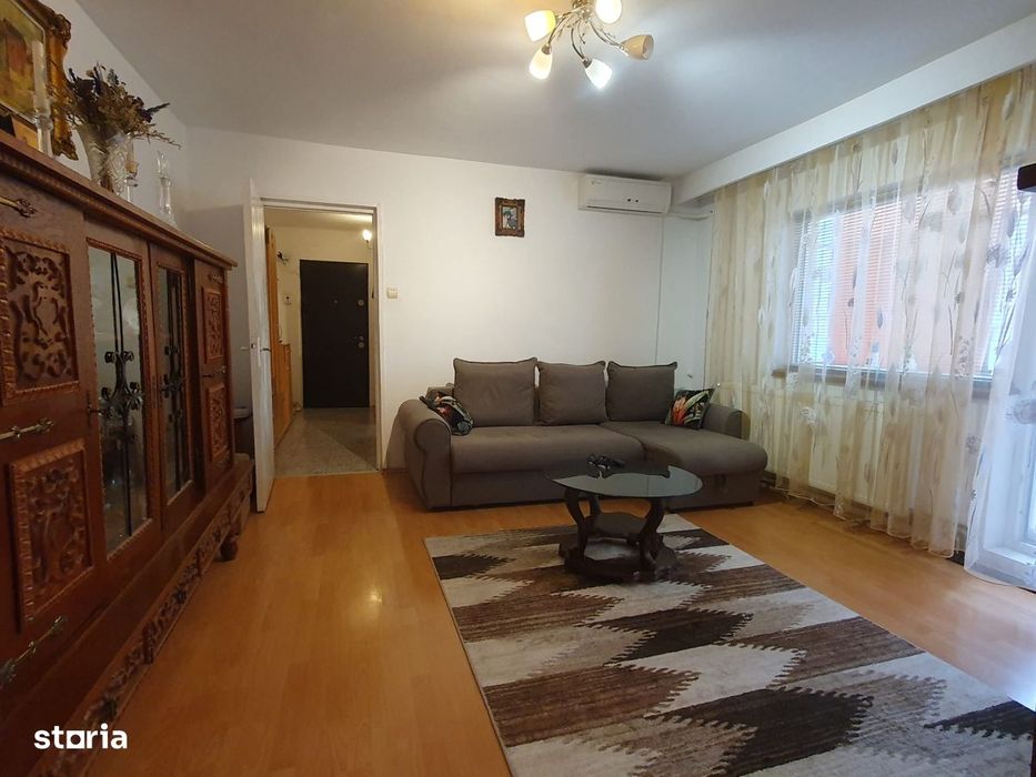 Apartament de vanzare 2 camere-Confectii