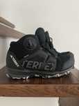 Търистически обувки adidas Terrex -37,5
