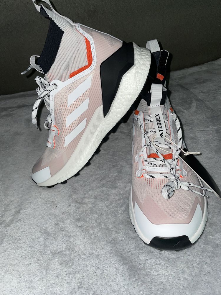 Adidasi de drumetie TERREX FREE HIKER 2.0