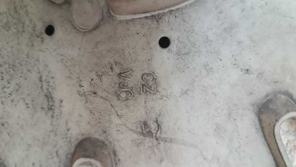 Оригинални тас за Рено Renault 14" цола Skoda ' WV шкода фолксваген