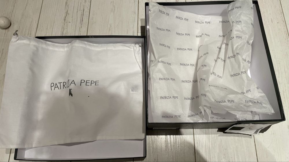 Нови елегантни обувки на Patrizia Pepe