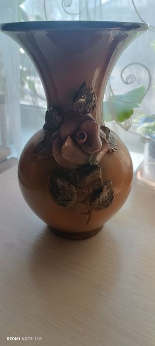 Продам Вазу.. Глина.