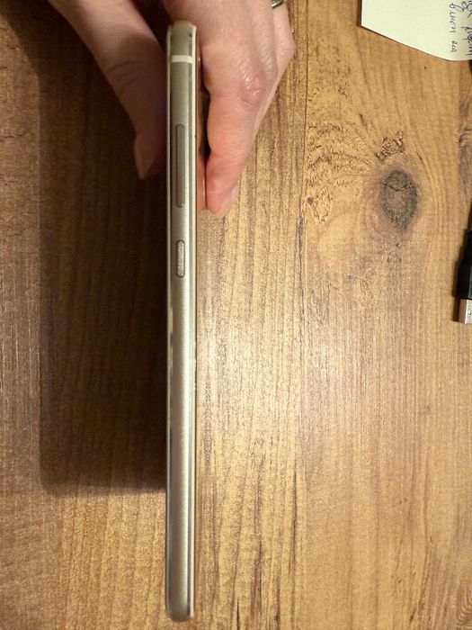 Huawei P10 lite златист + подарък HTC sensation z710e