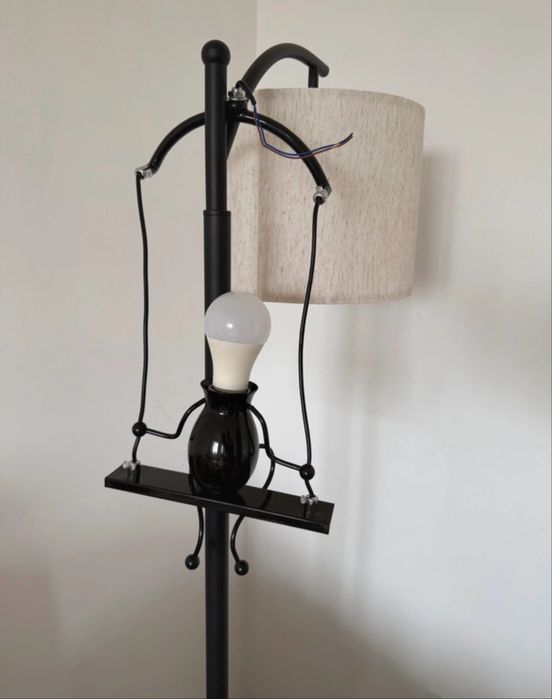 Lampa de perete/tavan în forma de om pe leagan - Noua