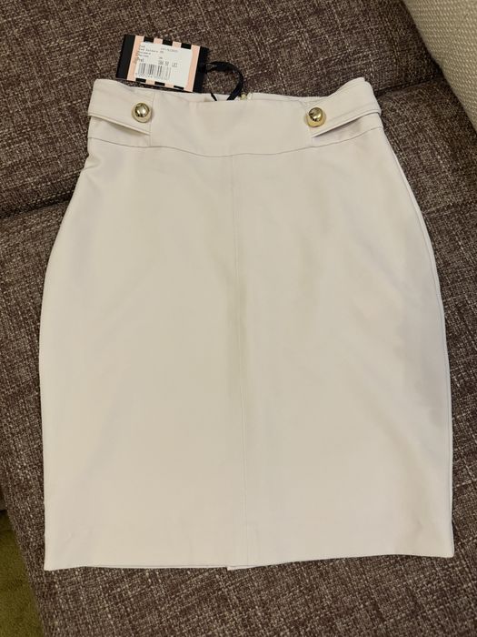 Fusta noua cu eticheta Lynne