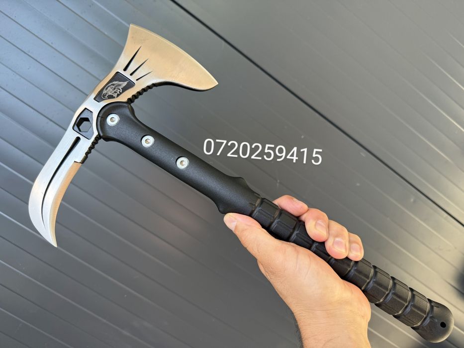 Topor tactic cu 2 taisuri pentru camping si drumetii otel, teaca